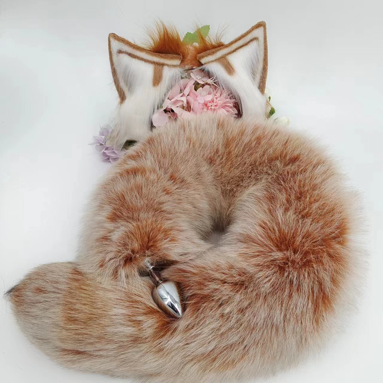 Brown Metal Fox Furry Tail Butt Plug Brown Metal Fox Furry Tail Butt Plug
