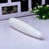 Laden Sie das Bild in den Galerie-Viewer, White Jade Straight Crystal Dildo